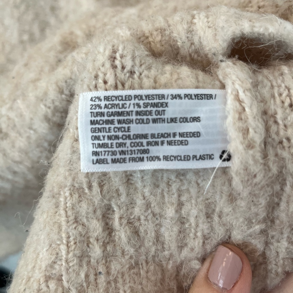 Universal Thread Soft Beige Turtleneck Sweater - image 4